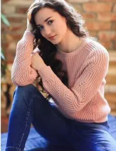 Elite escort service in Devgad for home and hotel visits